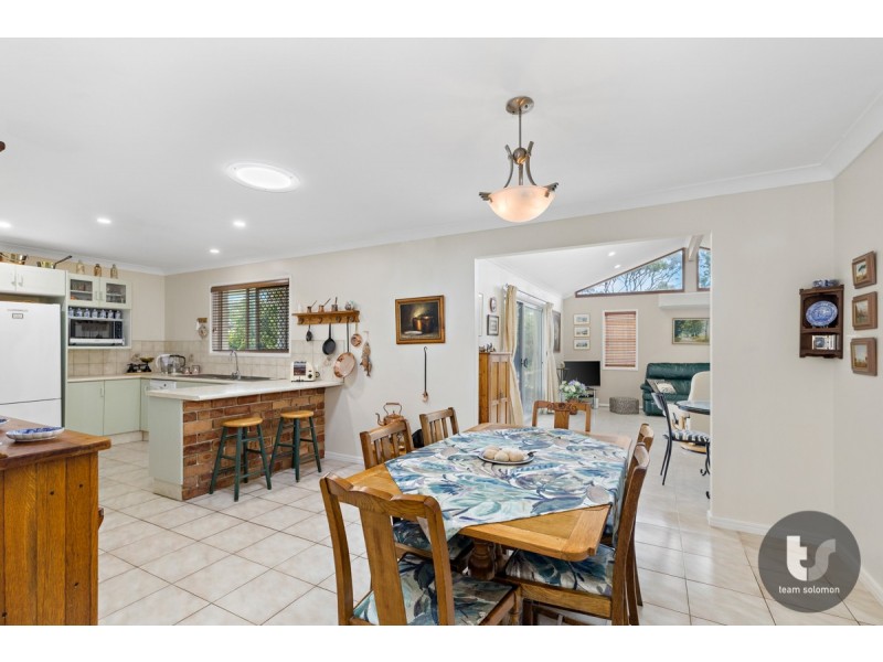 11 Tarcutta Street, Cleveland QLD 4163