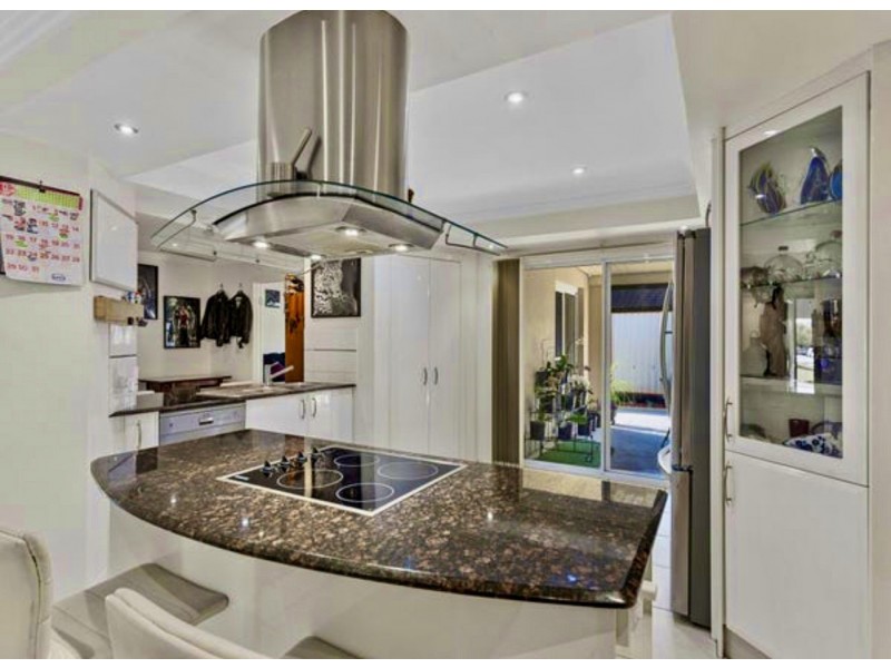 13 Thompson Street, Victoria Point QLD 4165