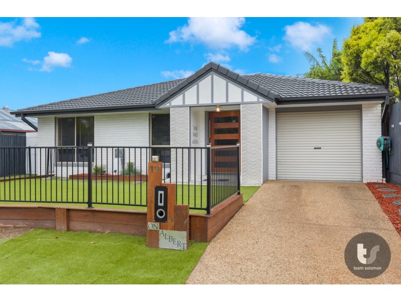 19 Albert Street, Ormiston QLD 4160