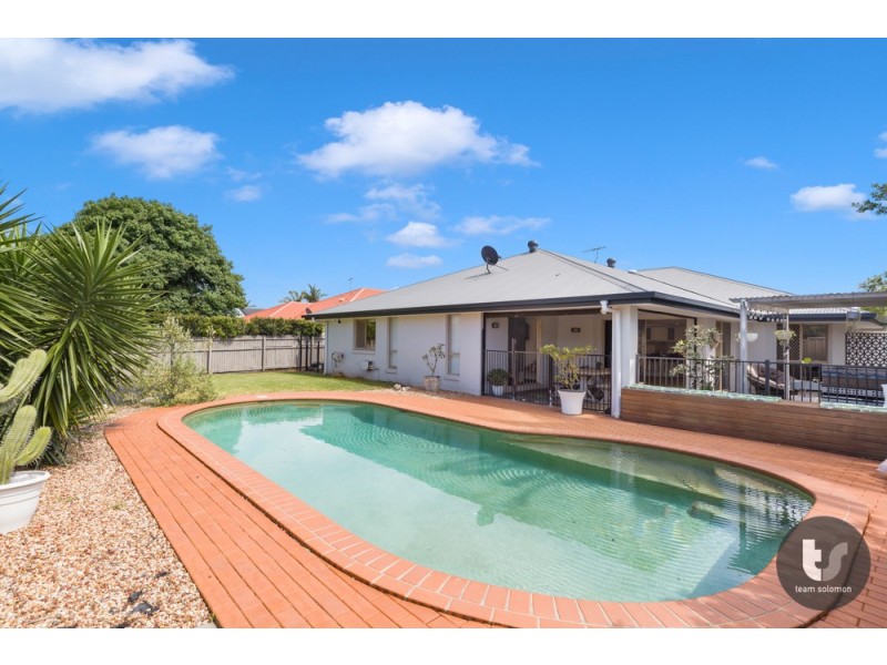 7 Karinya Court, Redland Bay QLD 4165