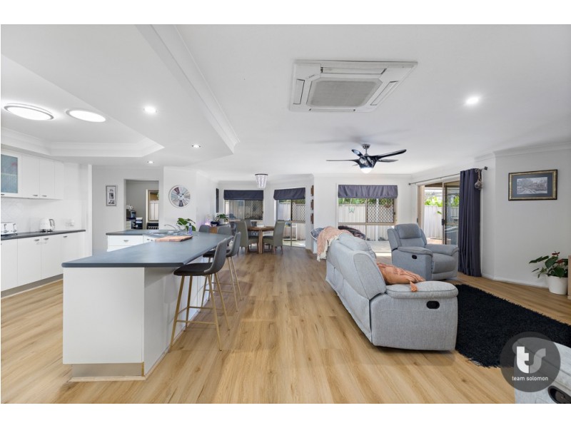 7 Karinya Court, Redland Bay QLD 4165