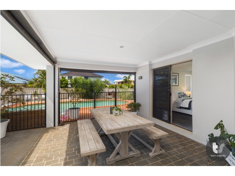 7 Karinya Court, Redland Bay QLD 4165