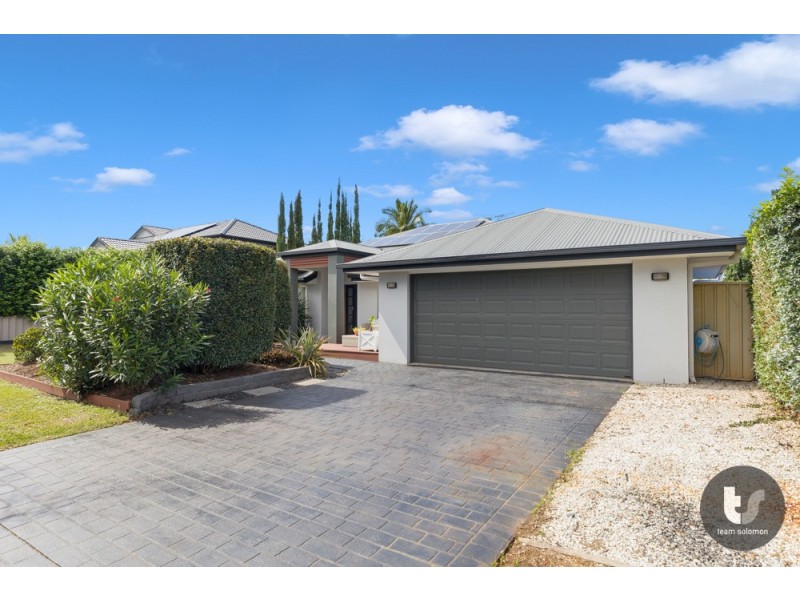 7 Karinya Court, Redland Bay QLD 4165