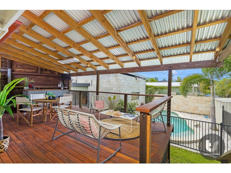 323 Preston Road, Wynnum West QLD 4178