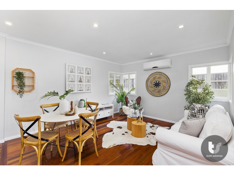 323 Preston Road, Wynnum West QLD 4178