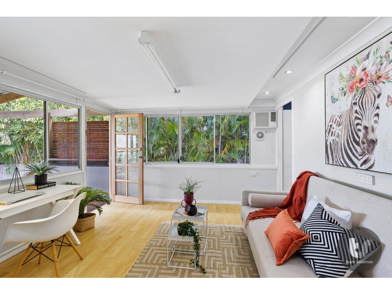 323 Preston Road, Wynnum West QLD 4178