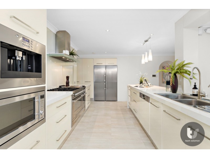 16 Mackay Court, Alexandra Hills QLD 4161