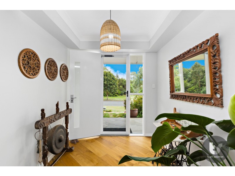 55 Bankswood Drive, Redland Bay QLD 4165