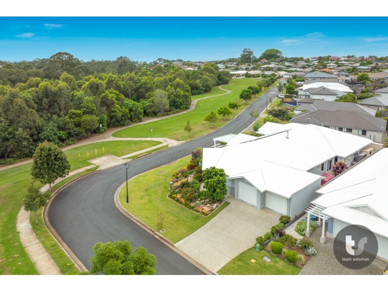 55 Bankswood Drive, Redland Bay QLD 4165