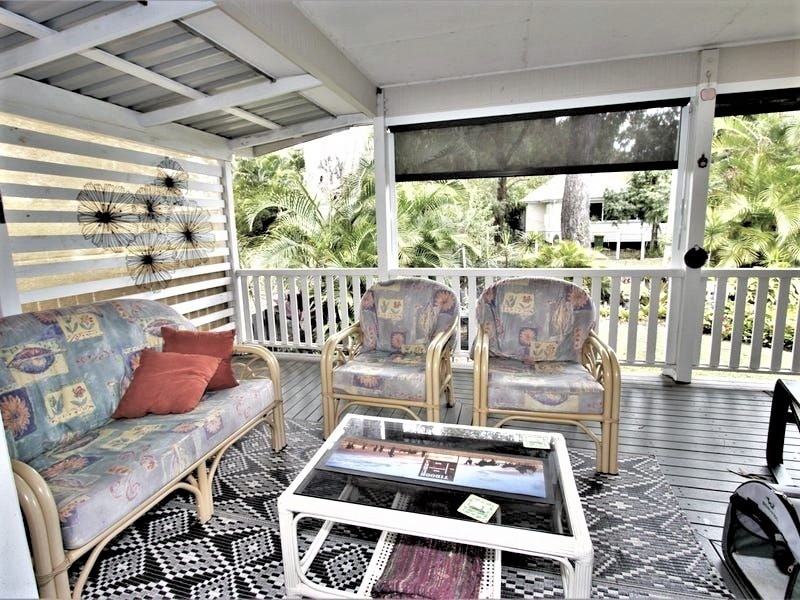 2 Moonah Street, Coochiemudlo Island QLD 4184