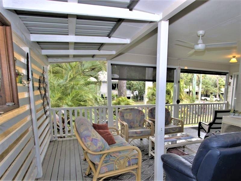 2 Moonah Street, Coochiemudlo Island QLD 4184
