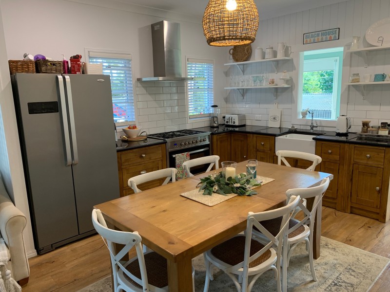 2 Marroo Street, Coochiemudlo Island QLD 4184