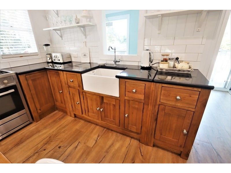 2 Marroo Street, Coochiemudlo Island QLD 4184