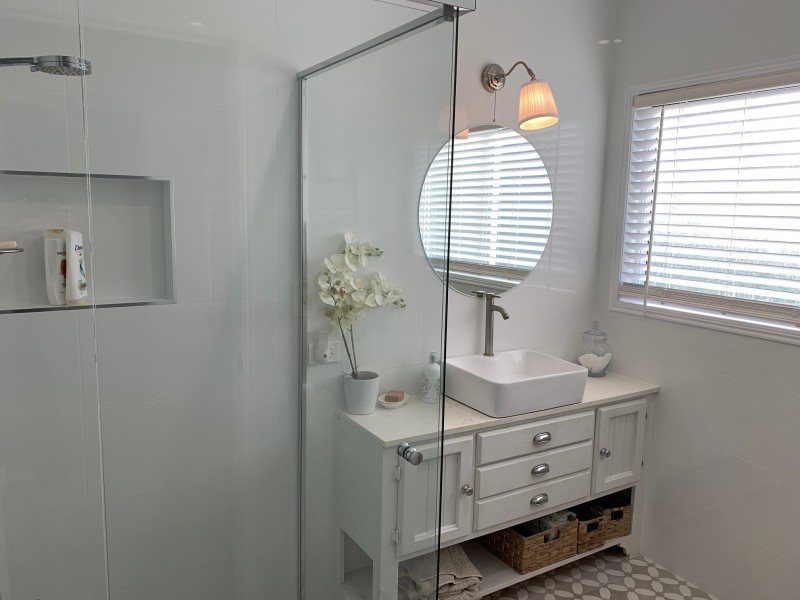 2 Marroo Street, Coochiemudlo Island QLD 4184
