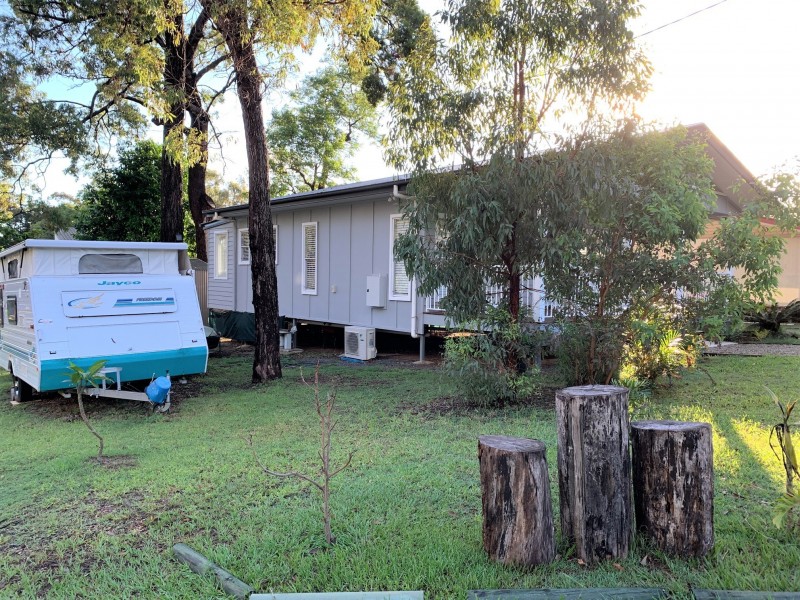 2 Marroo Street, Coochiemudlo Island QLD 4184