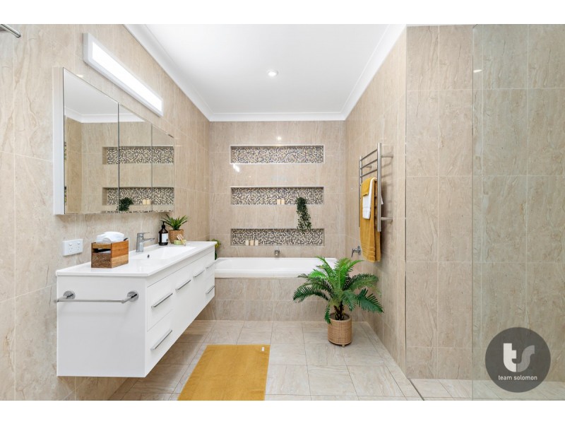 145 Wellington Street, Ormiston QLD 4160