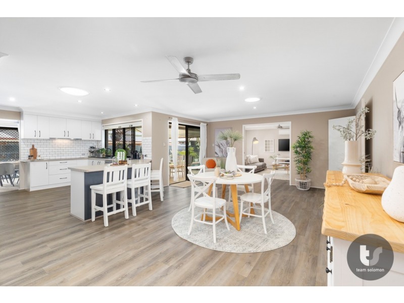 17 Wisteria Street, Ormiston QLD 4160