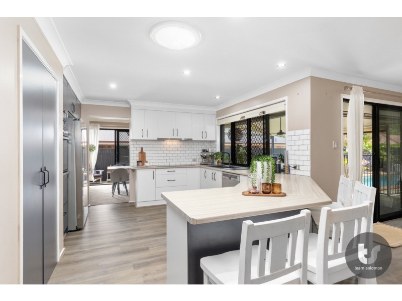 17 Wisteria Street, Ormiston QLD 4160