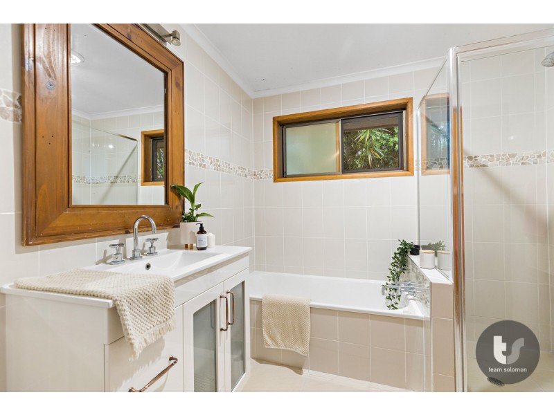 34 Rosella Street, Wellington Point QLD 4160