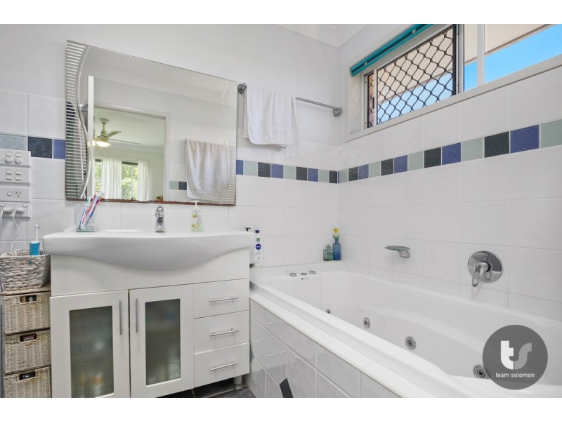 24 Coventry Court, Wellington Point QLD 4160