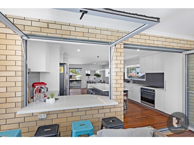 22 Rossinton Street, Birkdale QLD 4159