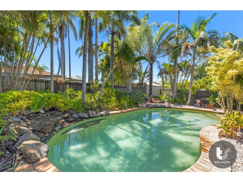 22 Rossinton Street, Birkdale QLD 4159