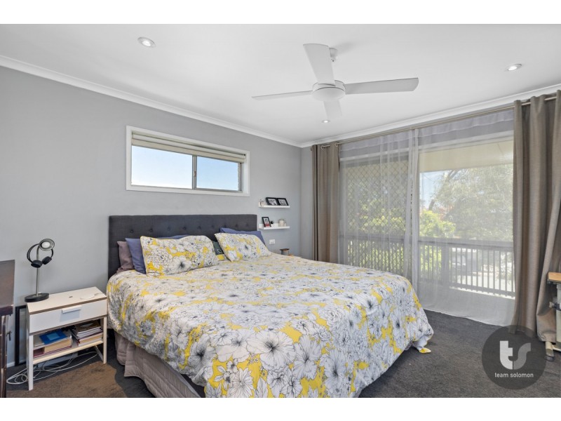 22 Rossinton Street, Birkdale QLD 4159