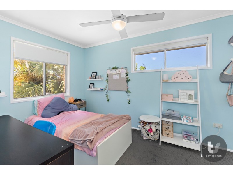 22 Rossinton Street, Birkdale QLD 4159