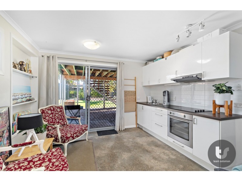 22 Rossinton Street, Birkdale QLD 4159