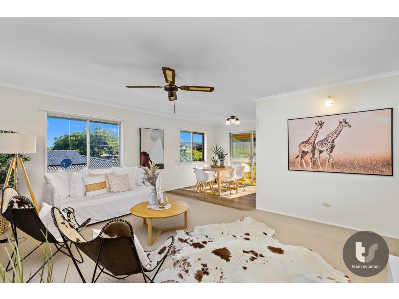 14 Glenjustins Street, Wynnum West QLD 4178
