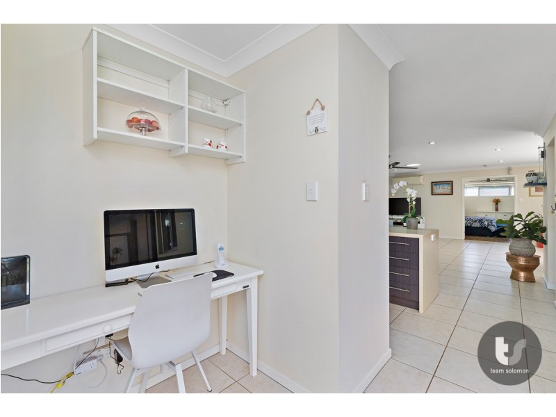 14 Glenjustins Street, Wynnum West QLD 4178