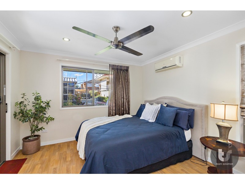 14 Glenjustins Street, Wynnum West QLD 4178