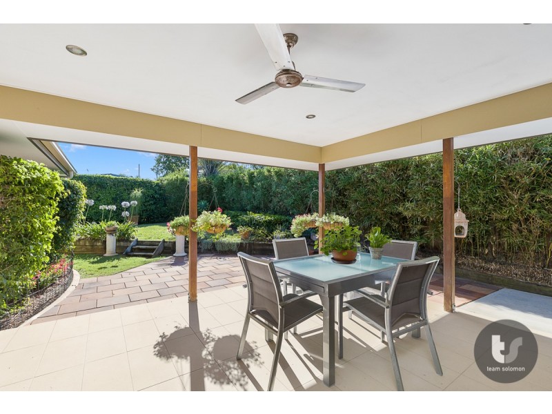 14 Glenjustins Street, Wynnum West QLD 4178