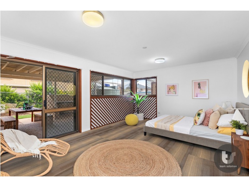 4 Tarcutta Street, Cleveland QLD 4163