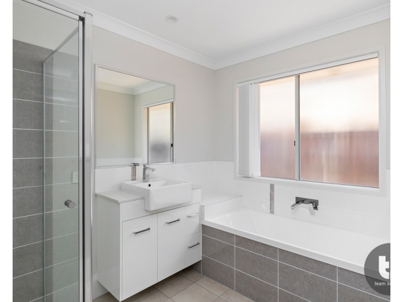 2/283 Main Road, Wellington Point QLD 4160