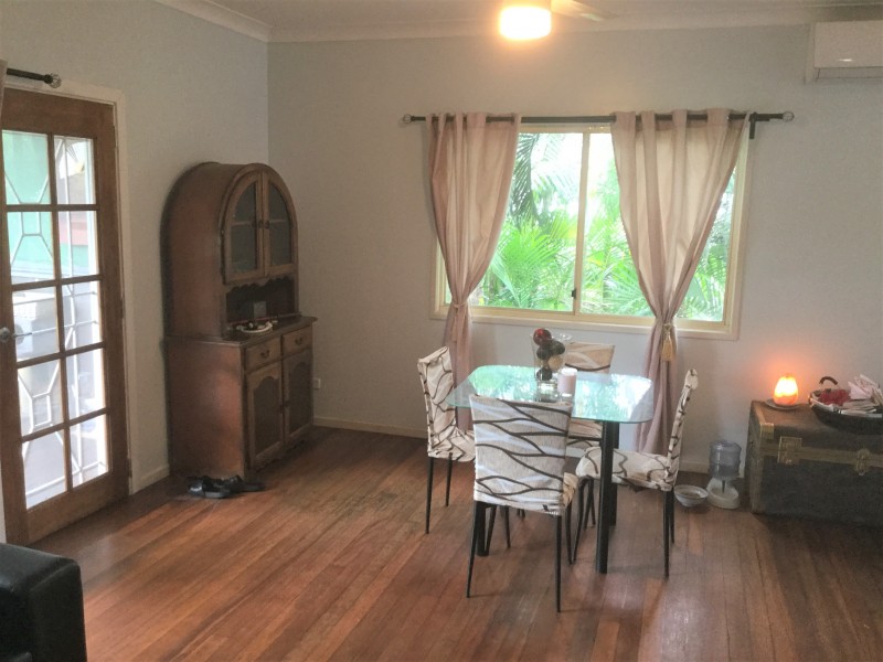 18 Carefree Street, Coochiemudlo Island QLD 4184