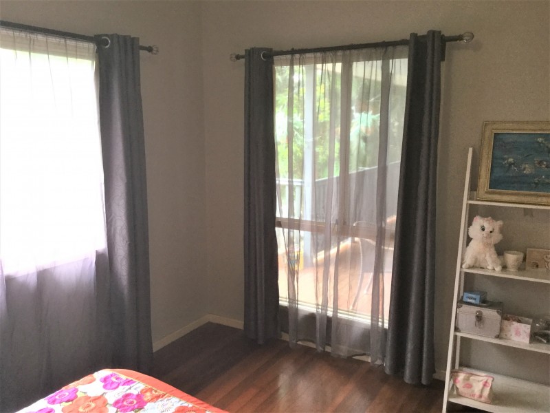 18 Carefree Street, Coochiemudlo Island QLD 4184