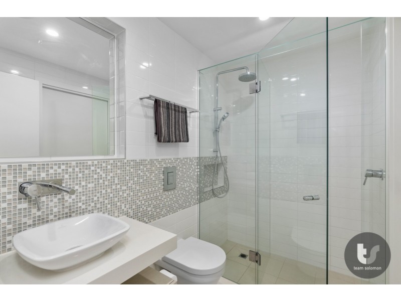 10/29-31 Shore Street East, Cleveland QLD 4163