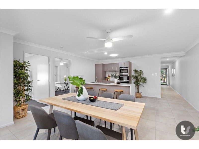 297 Colburn Avenue, Victoria Point QLD 4165