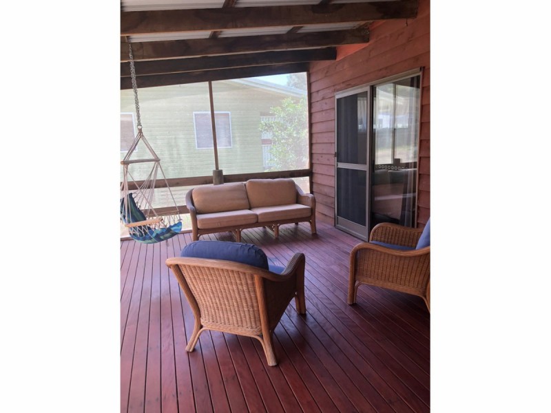 64 Elizabeth Street, Coochiemudlo Island QLD 4184