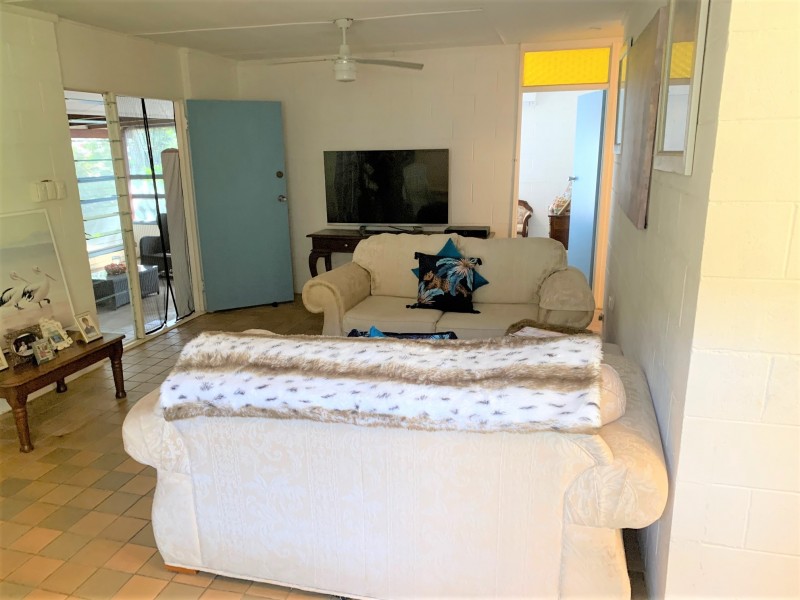 13 Marana Street, Coochiemudlo Island QLD 4184