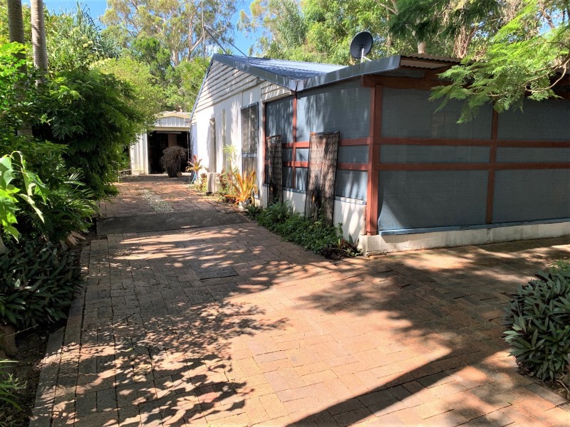 13 Marana Street, Coochiemudlo Island QLD 4184