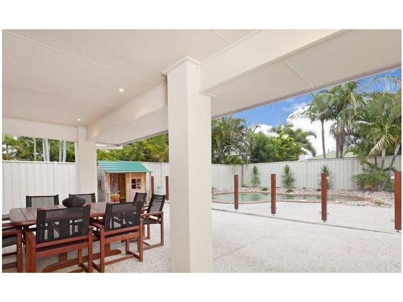 17 Zephyr Court, Birkdale QLD 4159