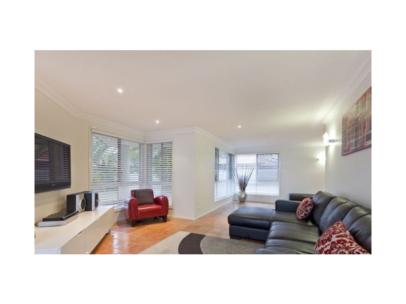 17 Zephyr Court, Birkdale QLD 4159