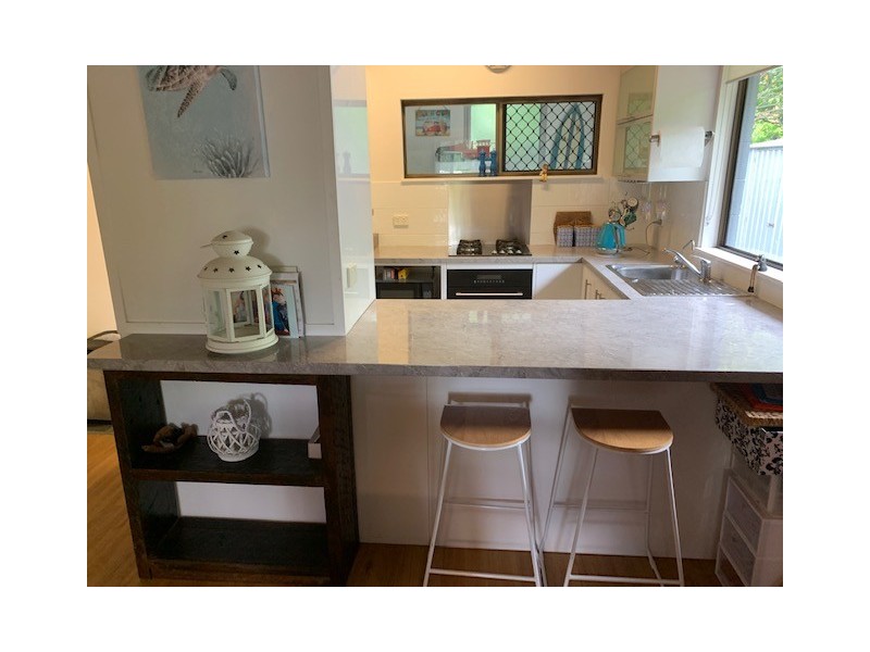 9 Pullen Street, Coochiemudlo Island QLD 4184