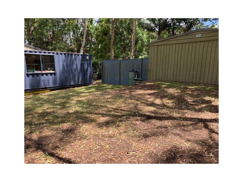 8 Merindah Street, Coochiemudlo Island QLD 4184