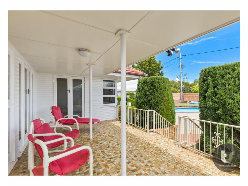 17 North Street, Cleveland QLD 4163