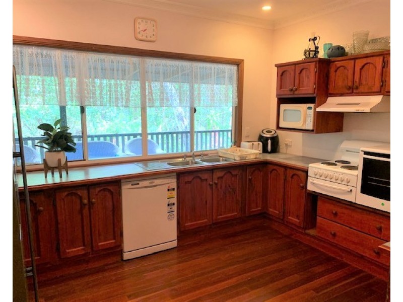 12-14 Erobin Street, Coochiemudlo Island QLD 4184