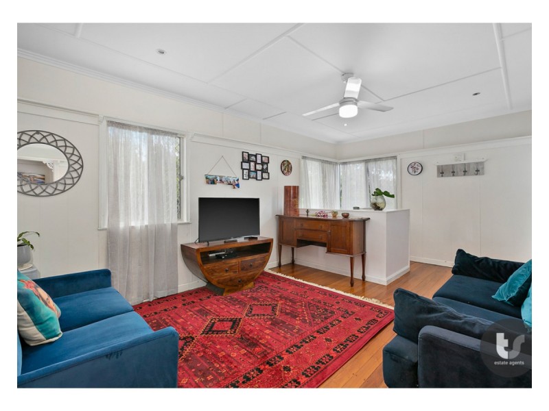 38 Stradbroke Street, Redland Bay QLD 4165