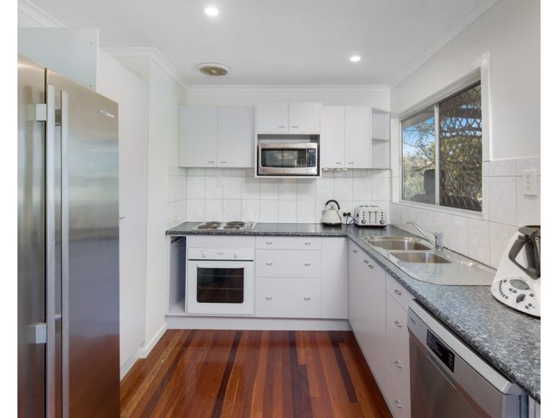 12 Christine Court, Cleveland QLD 4163